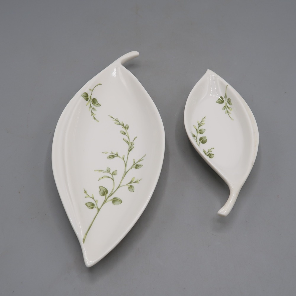 PartyLite Leaf small trinket Dish Tea bag rest White green leaves Set of 2